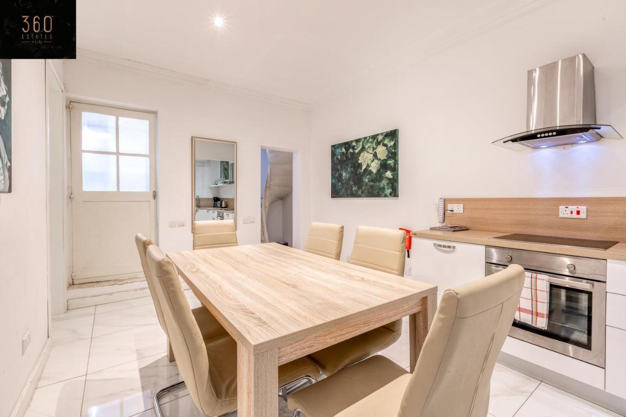 Mesmerising Views For A 2Br Apt In The Capital By 360 Estates Valletta Ngoại thất bức ảnh