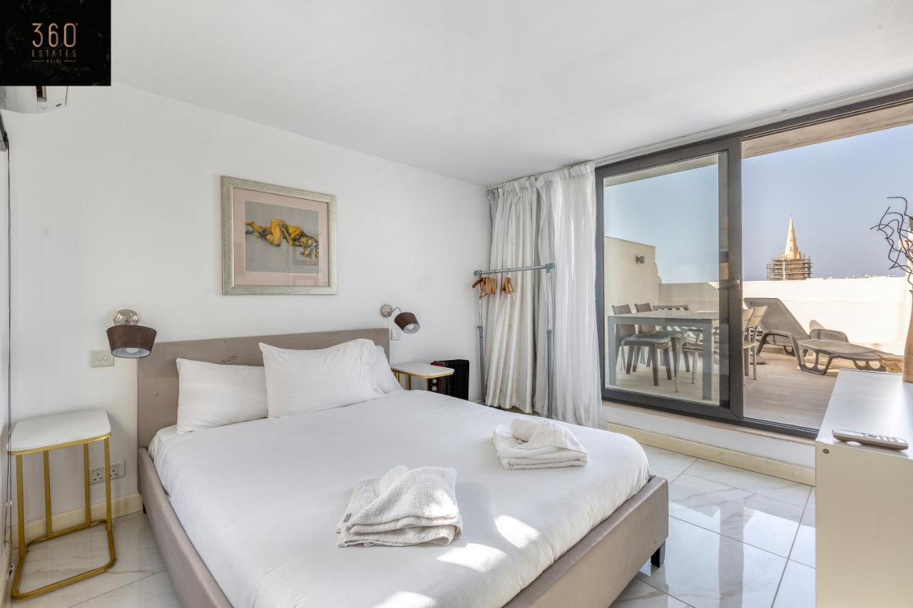 Mesmerising Views For A 2Br Apt In The Capital By 360 Estates Valletta Ngoại thất bức ảnh
